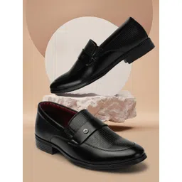 Carlton London Men Lightweight Textured Comfort Insole Penny Loafers-picture-31