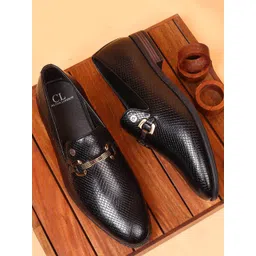 Carlton London Men Textured Formal Loafers-picture-40