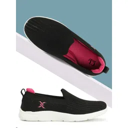 Carlton London Women Textured Round Toe Flyknit Mesh Slip-On Sneakers-picture-10