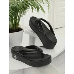 Carlton London Women's Black Thongs-picture-13