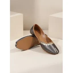 catbird Classic Embellished Jutti Flats Jutis For Women-picture-39