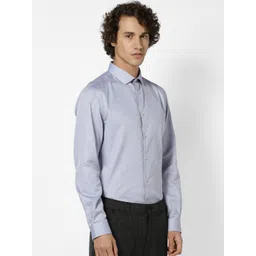 Celio Men Navy Blue Slim Fit Solid Formal Shirt-picture-25