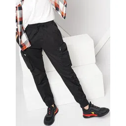 Celio Men Regular Fit Mid Rise Cargos image 4