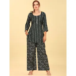 CHANSI Chevron Printed Curved Kurti With Palazzos-picture-23