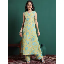 CHARMANT Women Floral Printed Regular Kurta with Trousers-picture-11