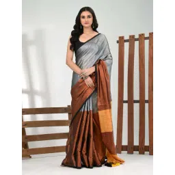 CHARUKRITI Grey Colourblocked Saree With Unstitched Blouse-picture-16