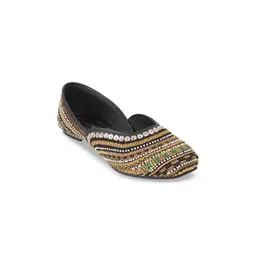 Cheemo Women Embellished Ethnic Mojaris Flats-picture-26