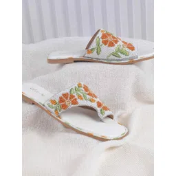 Cheemo Women Ethnic - Embellished One Toe Flats-picture-33