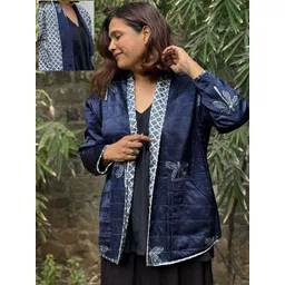 Chidiyaa Women Shawl Collar Geometric Printed Casual Reversible Tailored Jacket-picture-25