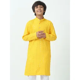 CHILINS Boys Geometric Embroidered Band Collar Sequinned Straight Kurta & Trousers-picture-25