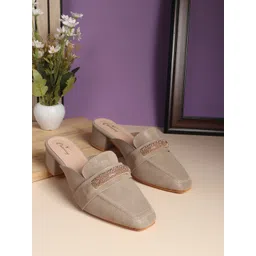 CHINRAAG Textured Block Sandals-picture-39