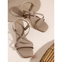 CHINRAAG Women Block Sandals-picture-22