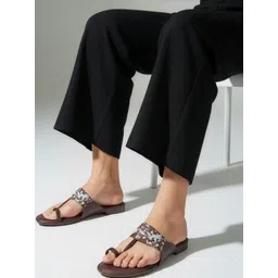 CHINRAAG Women Open Toe Flats-picture-29