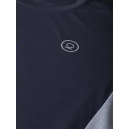 CHKOKKO Men Navy Blue Solid Round Neck Yoga & Gym T-shirt image 5