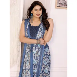 Civamee Floral Printed Satin Saree With Blouse Piece-picture-15