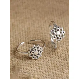 Clara 92.5 Sterling Silver Flower Toe Rings for Women-picture-24