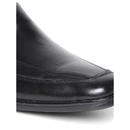Clarks Men Black Leather Semiformal Shoes image 4