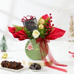 Classic Christmas Arrangement-picture-36