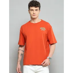 Cloak & Decker Men Typography Printed Drop-Shoulder Sleeves T-shirt-picture-28