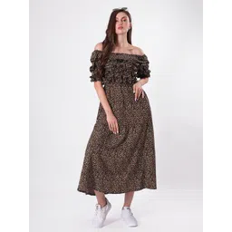 clobug Floral Print Off-Shoulder Crepe A-Line Midi Dress-picture-11