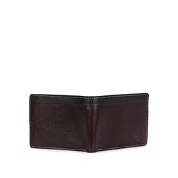 clog london Men Logo Embossed Bi-Fold Wallet-picture-42