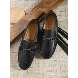 CLOG LONDON Men Textured Embellished Leather Horsebit Loafers-image-11