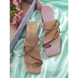 CLOG LONDON Women Embellished Party One Toe Flats image 1