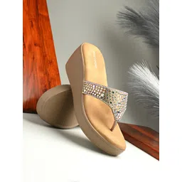 CLOG LONDON Women's Embellished Ethnic Wedge Sandals-picture-23