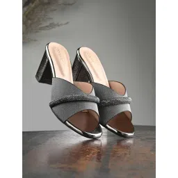 Clog London Women's Grey Casual Sandals-picture-25