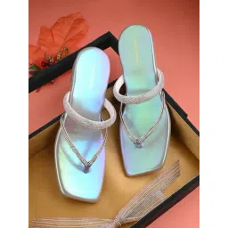 Clog London Women's Silver Thong Sandals-picture-18