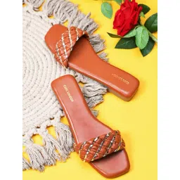 Clog London Women's Tan Casual Sandals-picture-27