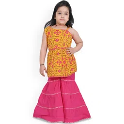 Cloth Bites Girls Floral Printed Regular Gotta Patti Pure Cotton Kurti with Sharara-picture-19