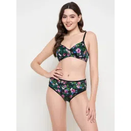 Clovia Black Padded Non-Wired Full Coverage Floral Print Multiway T-Shirt Bra & Mid Waist Floral Print Hipster Panty-picture-35