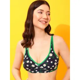 Clovia Green Printed Wireless Non-Padded Everyday Bra-picture-24