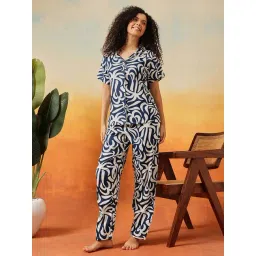 Clovia Navy Regular Fit Printed Night Suit-picture-42