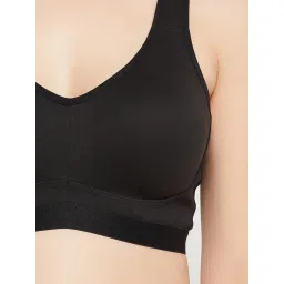 Clovia Non-Padded Non-Wired Full Figure Spacer Cup T-shirt Bra in Black - Cotton Rich image 5