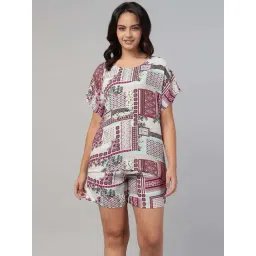 Clovia White Regular Fit Printed Night Suit-picture-41