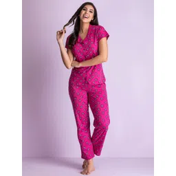 Clovia Women Magenta & Black Printed Night suit-picture-28
