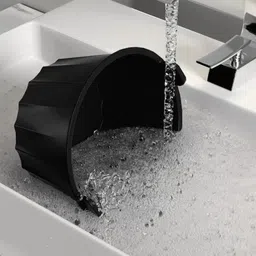 CLUB BOLLYWOOD® Slow Cooker Liner Reusable Silicone Leakproof for 6 Qt Pot Dinners Black | Small Kitchen Appliances | Cookers & Steamers| Cookers & Steamers|1 Slow Cooker Divider Liner image 2