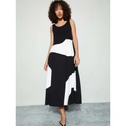 Code By Lifestyle Black Regular Fit Printed Dress-picture-34