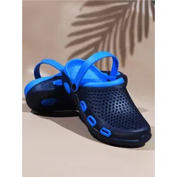 COGS Men Colourblocked Lightweight Clogs-picture-23