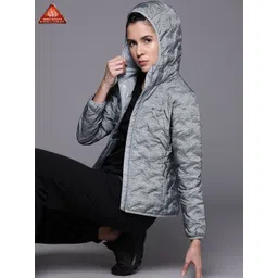 Columbia Women Delta Ridge Down Hooded Full Sleeve Trekking-Hiking Jacket-picture-31