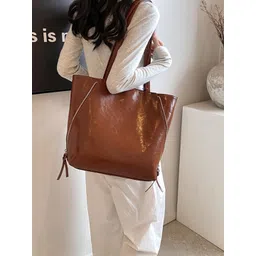 CORSICA Oversized Swagger Shoulder Bag-picture-17