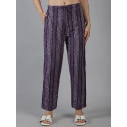 CORSICA Women Geometric Printed Tailored Mid-Rise Regular Trousers-picture-38