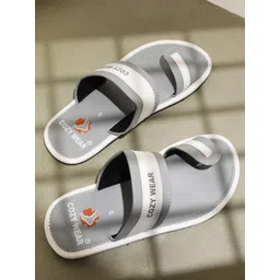 Cozy Wear Men Synthetic Flip Flops-picture-31