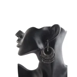 Creative Frogs Women Black Earrings-picture-16