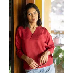 Creatures of Habit Women Solid Cherry Red V-Neck Top-picture-39