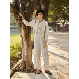 Crimsoune Club Beige Printed Casual Trousers-picture-29