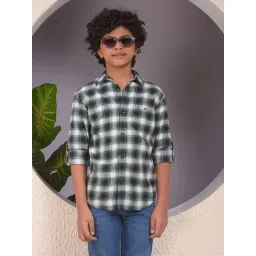 Crimsoune Club Boys Green Cotton Slim Fit Chequered Shirt-picture-37