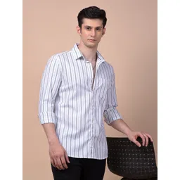 Crimsoune Club Men Classic Fit Vertical Striped Spread Collar Cotton Casual Shirt-picture-41